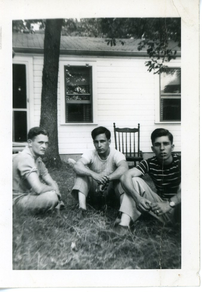 Haroldand Friends atthecottage1946-004