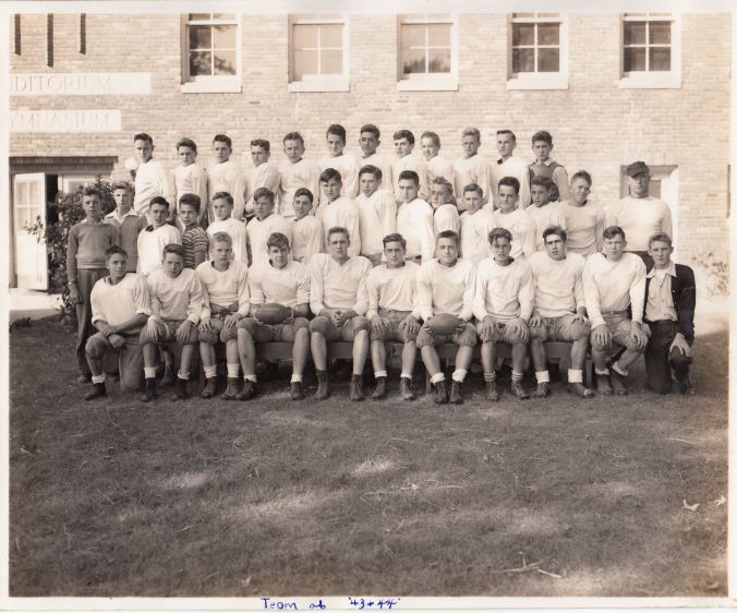 MCFootball-1943-1944